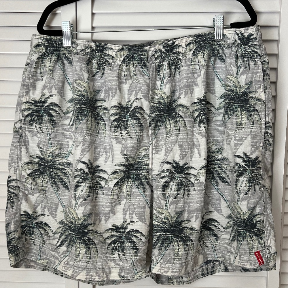 Tommy Bahama Relax swim shorts bathing suit trunks lined floral tropical Size XL